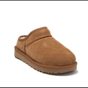 Ugg Classic Suede slipper